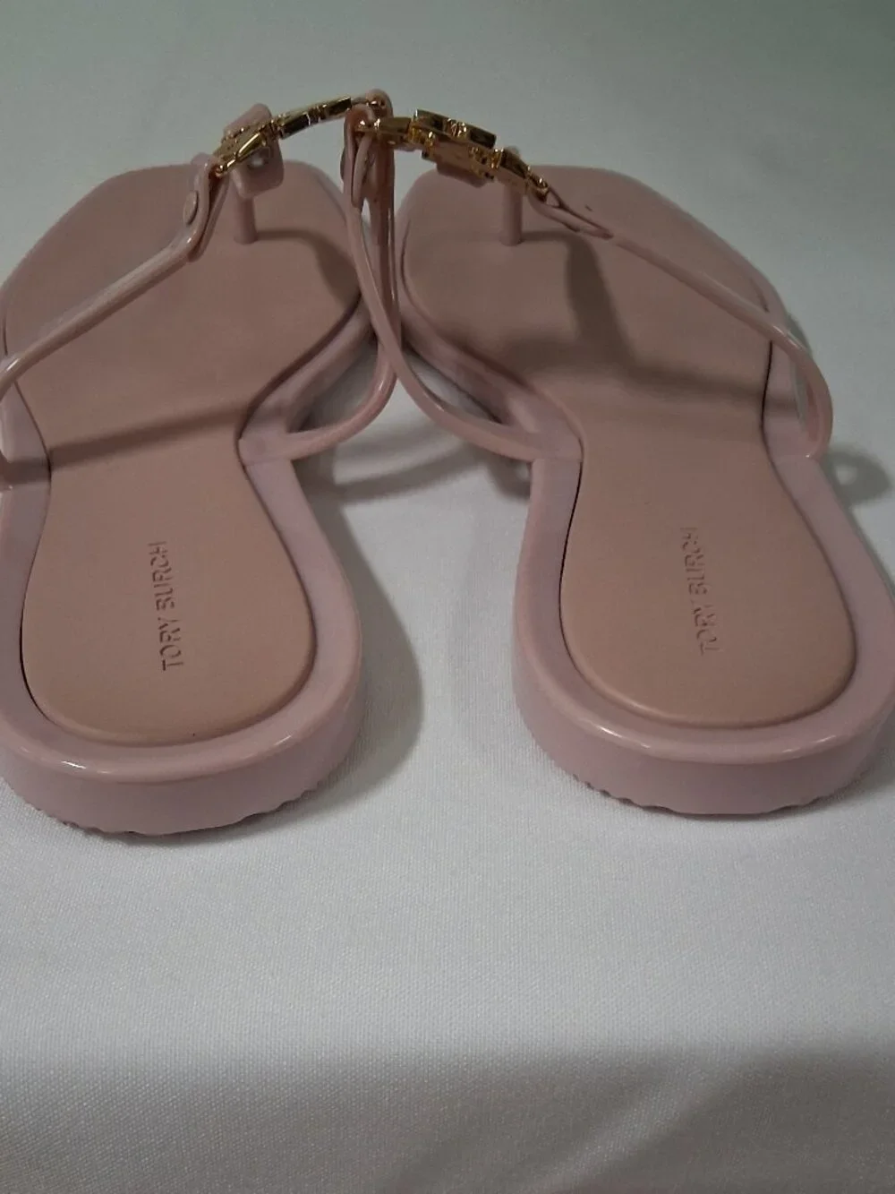 Tory Burch Roxanne Jelly Sandals in Meadowsweet/Gold – Women’s Size 8M